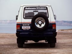 Images mitsubishi pajero 1987 1.jpg