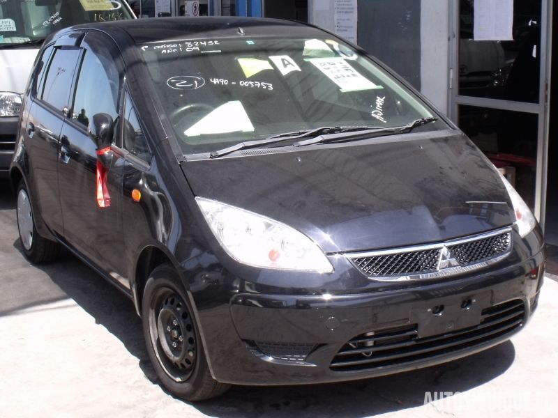Archivo:Mitsubishi Colt 10-2008 - 10-2012.jpeg