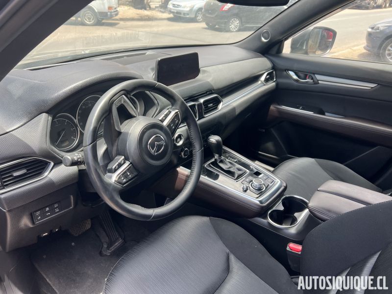 Archivo:CX-8 INTERIOR RHD TO LHD 122017 - 112018.jpeg