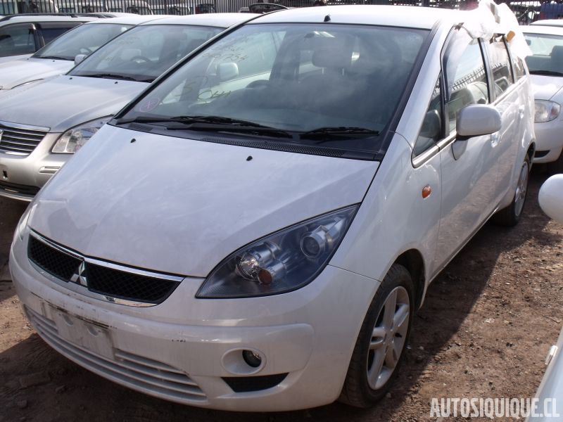 Archivo:Mitsubishi Colt Plus FRONT.jpeg