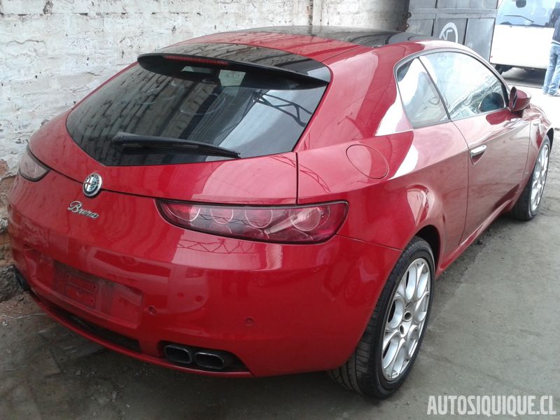 Archivo:Alfa Romeo Brera JDM BACK.jpeg