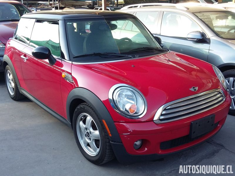 Archivo:Mini HAtch 2 USDM MY2007 - 2010 FRONT.jpeg